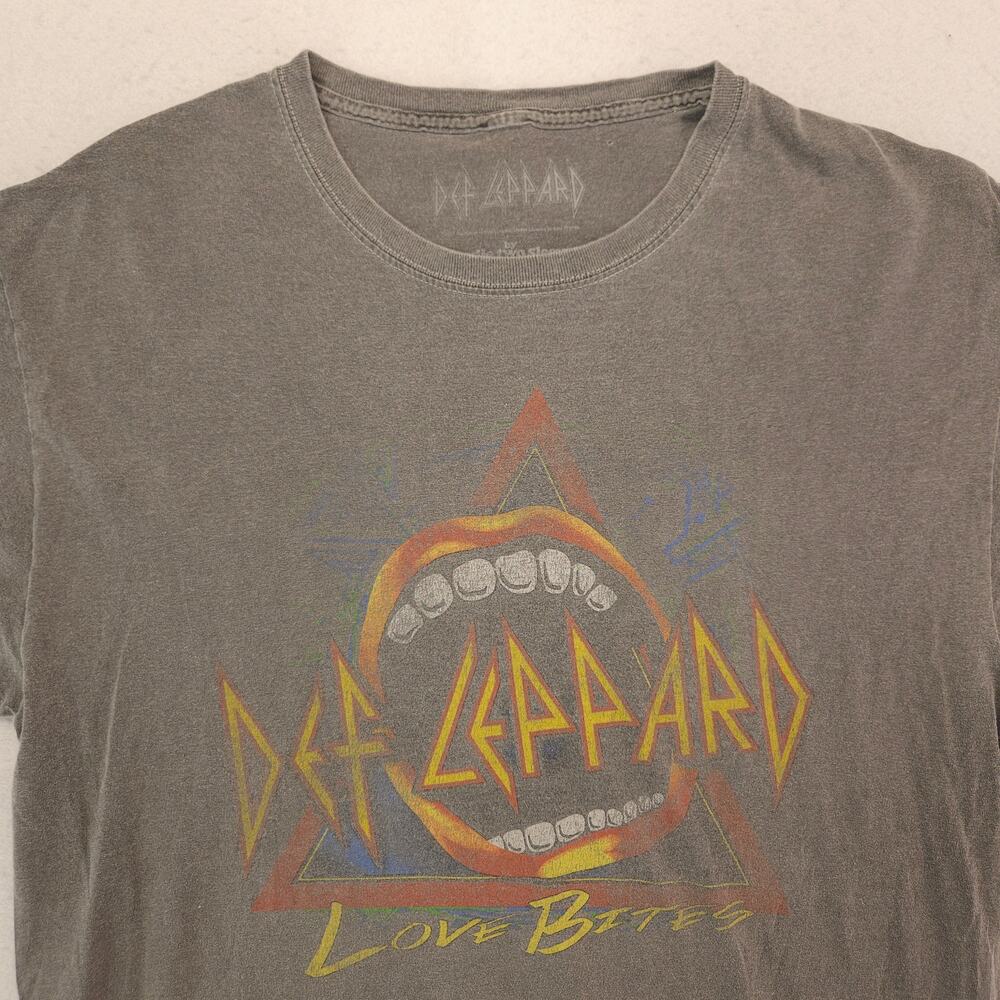 Def Leppard Love Bites Band Short Sleeve Graphic Crew Neck Shirt Men Size L Gray